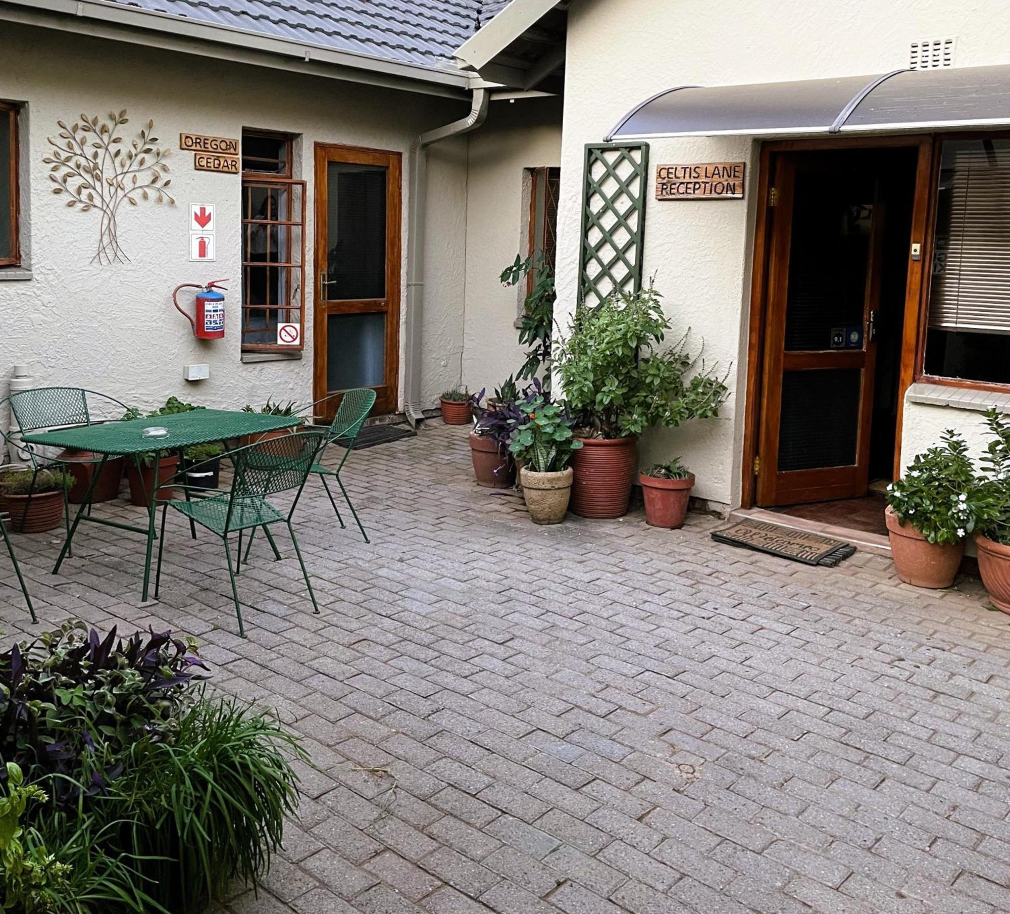 Celtis Lane Guest House Boksburg Eksteriør bilde