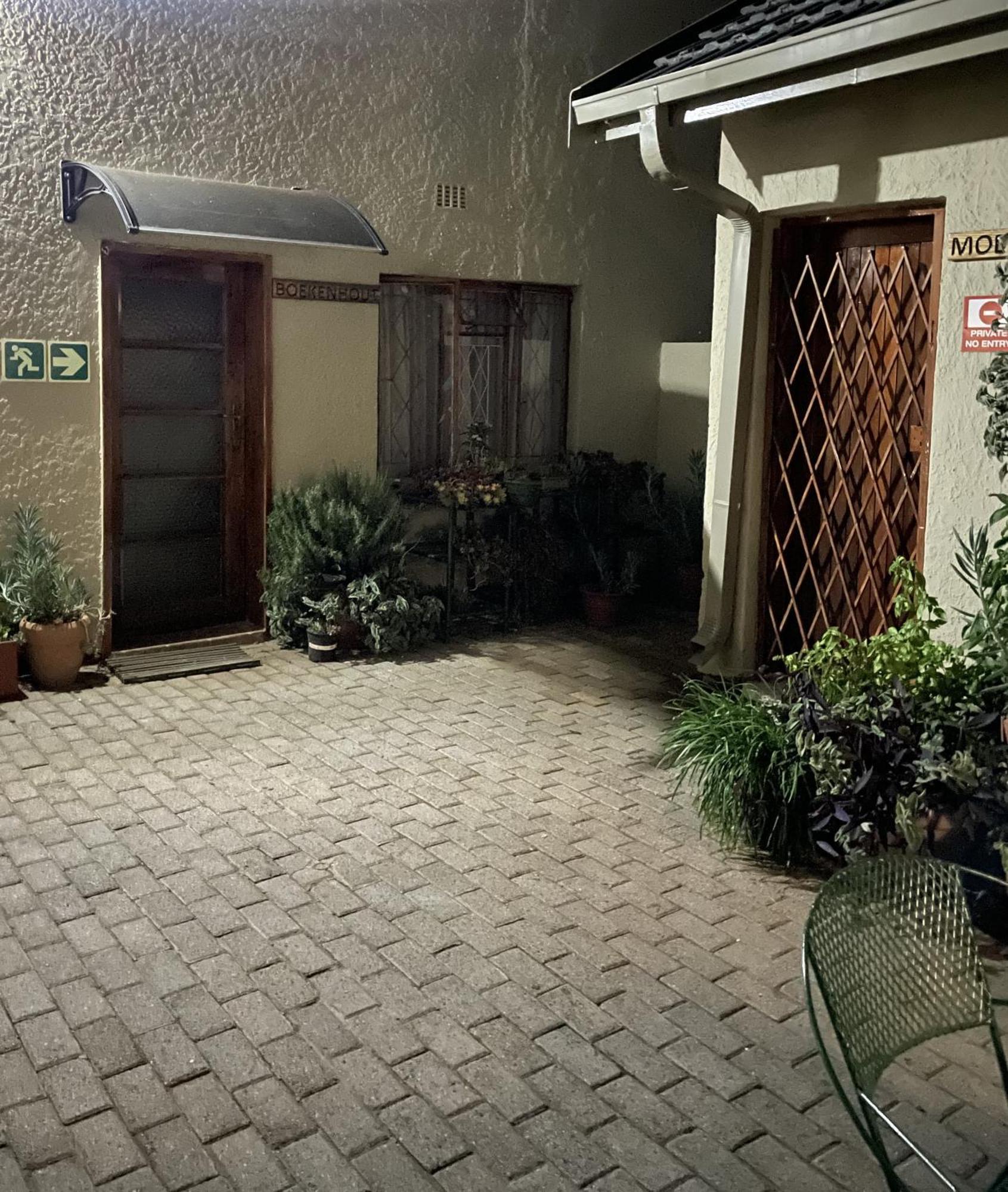 Celtis Lane Guest House Boksburg Eksteriør bilde
