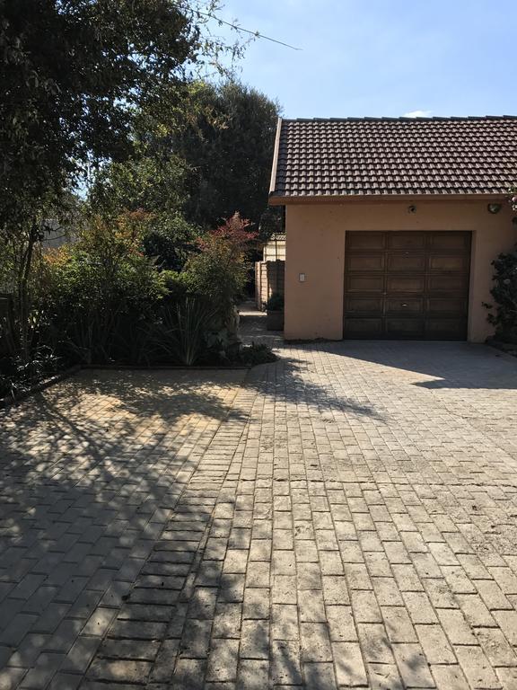 Celtis Lane Guest House Boksburg Eksteriør bilde