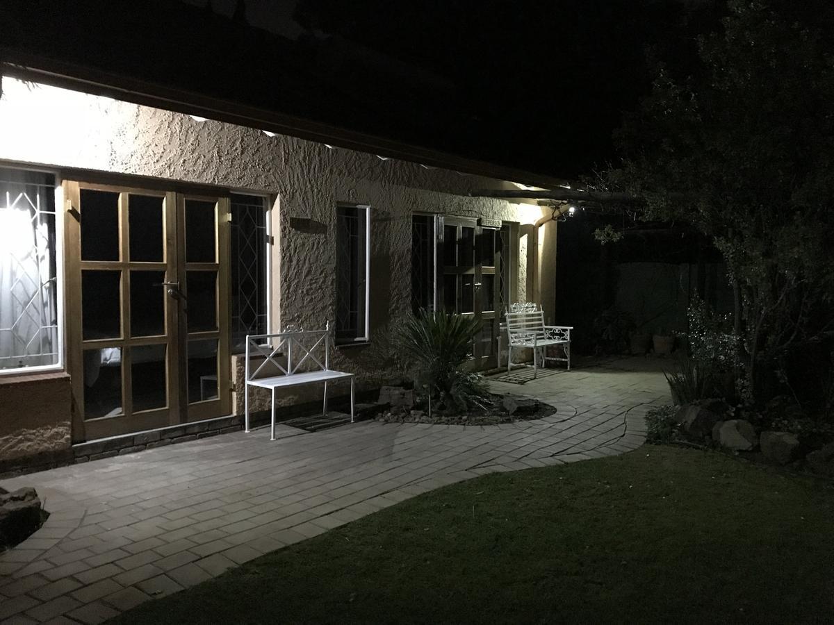 Celtis Lane Guest House Boksburg Eksteriør bilde
